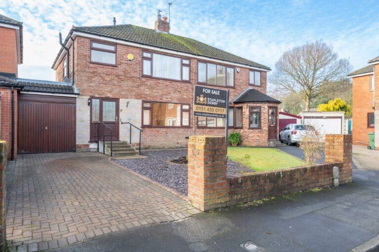 Whitmoor Close, Rainhill, Prescot