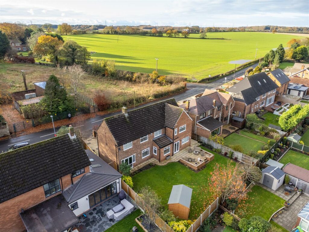 Houghtons Lane, Eccleston, St. Helens Stapleton Derby