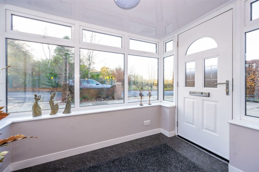 Houghtons Lane, Eccleston, St. Helens Stapleton Derby