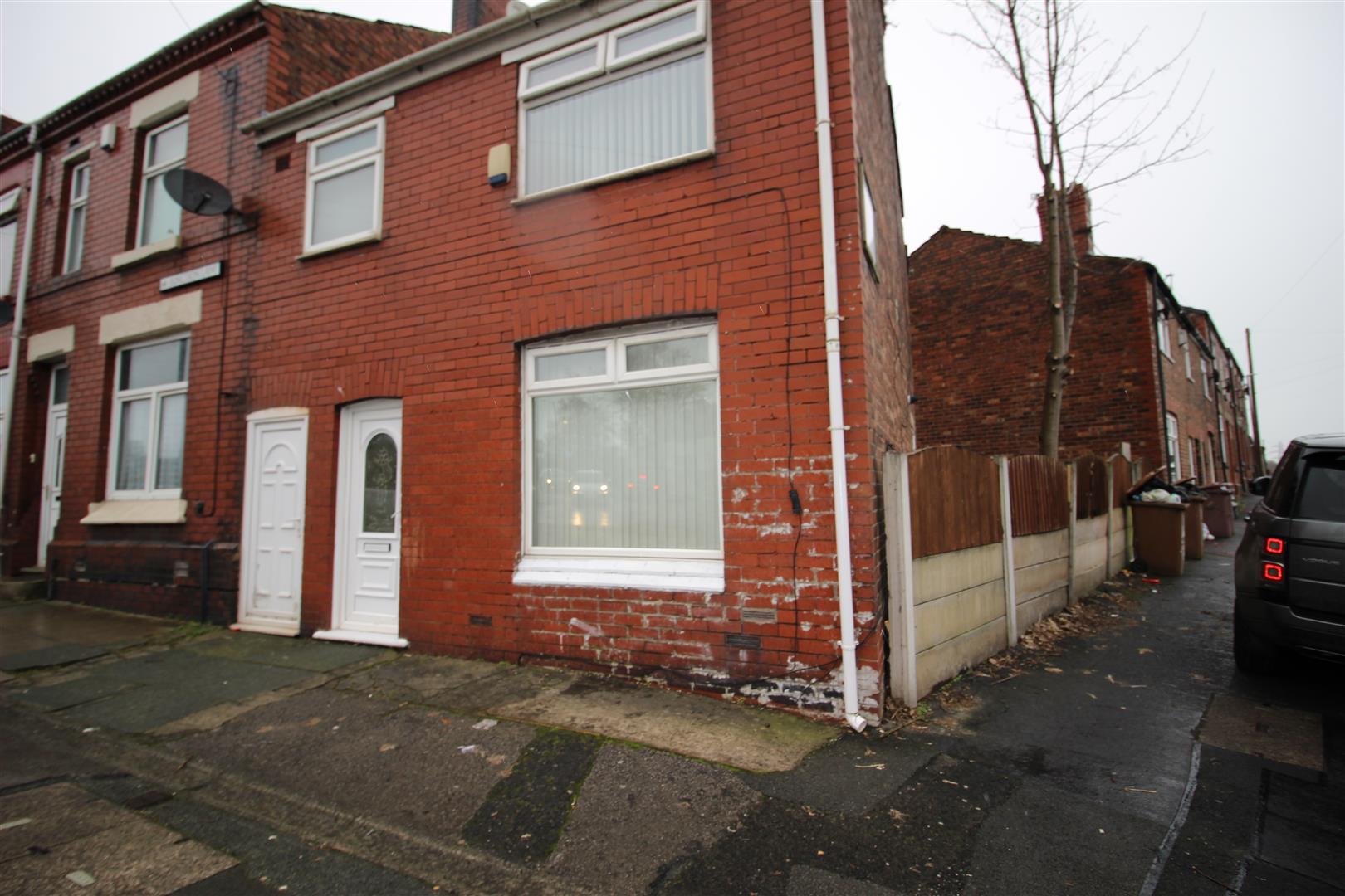 Junction Lane, Sutton, St Helens Stapleton Derby