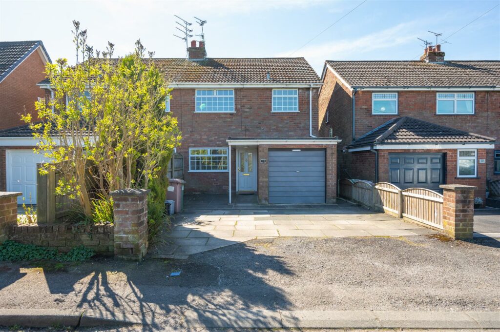 Muncaster Drive, Rainford, St. Helens Stapleton Derby