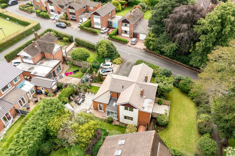 The Avenue, Rainford, St. Helens