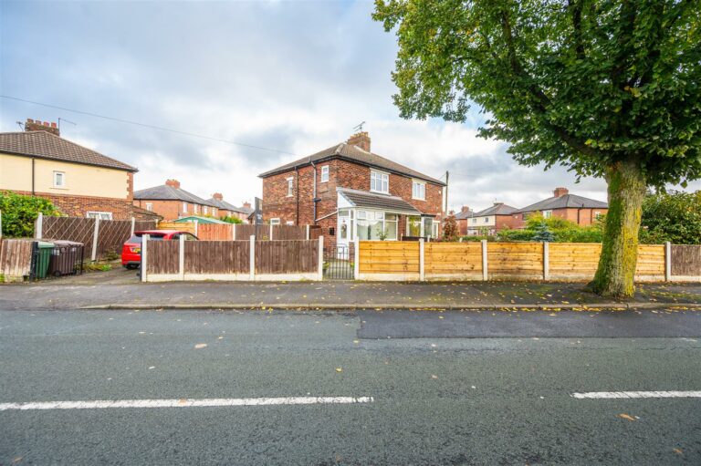 Arrowsmith Road, Haydock, St. Helens