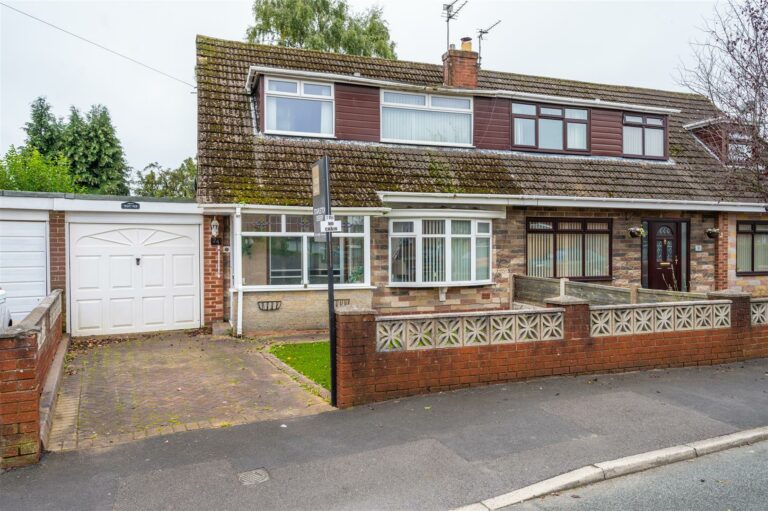 Buttermere Crescent, Rainford, St. Helens