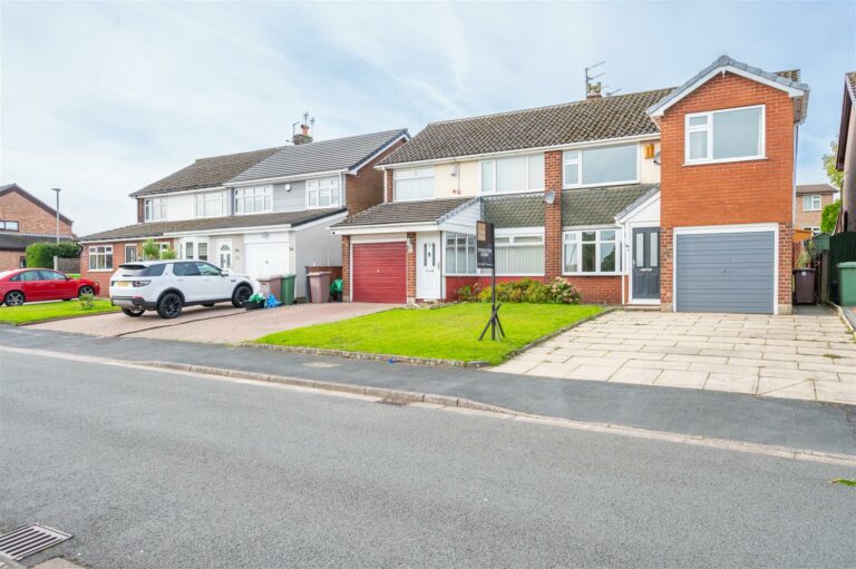 Abbots Way, Billinge, Wigan