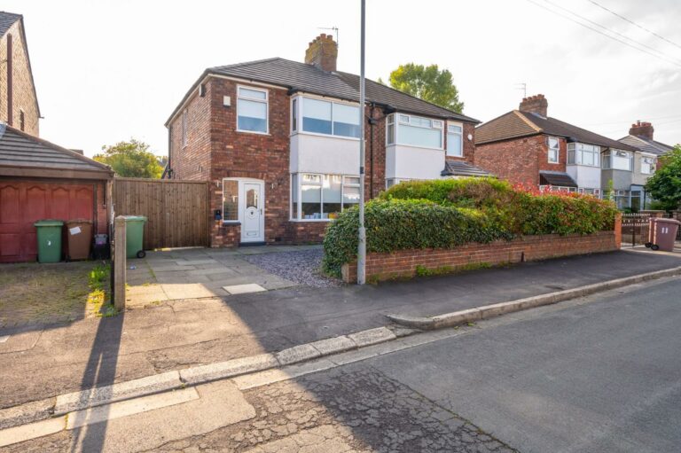 Stapleton Avenue, Rainhill, Prescot