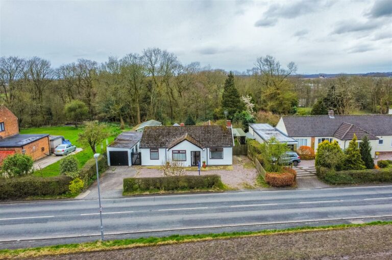 Higher Lane, Rainford, St. Helens