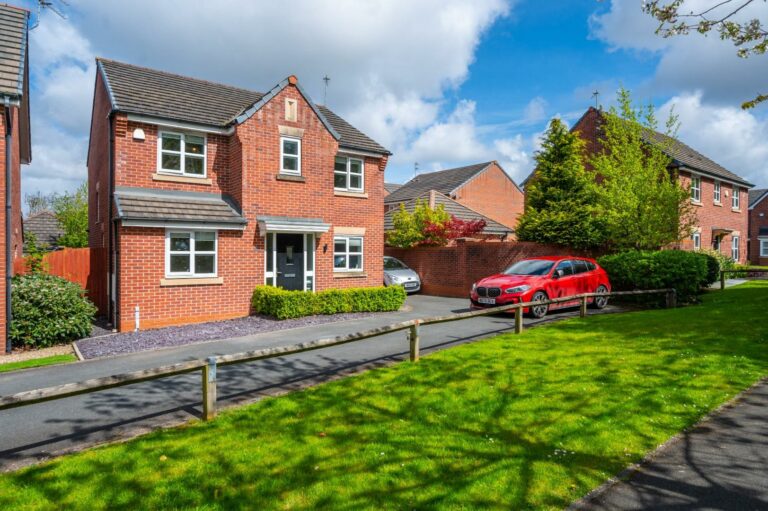 Earle Avenue, Huyton, Liverpool