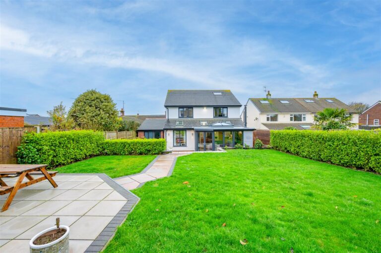 Heyes Avenue, Rainford, St. Helens