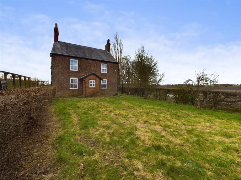 Scarth Hill Lane, Lathom, Ormskirk