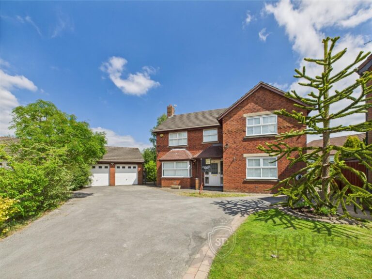 Sandstone Close, Rainhill, Prescot