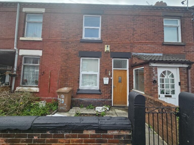 Gertrude Street, St. Helens