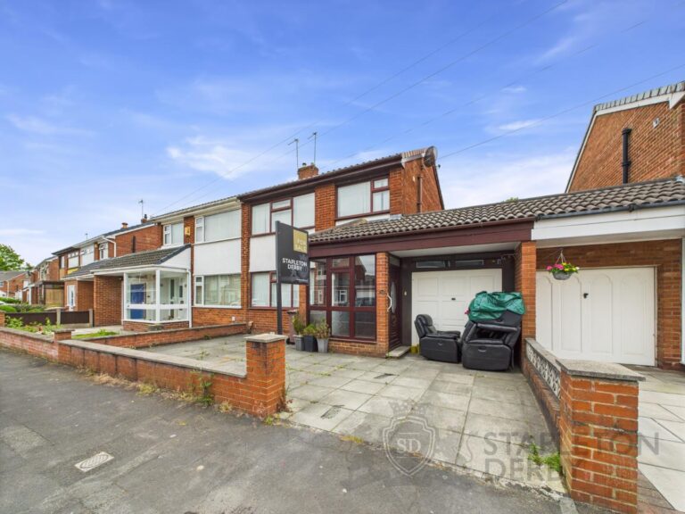 Bishopdale Drive, Rainhill, Prescot