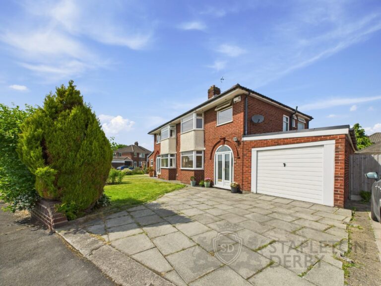 Fairholme Avenue, Eccleston Park, Prescot