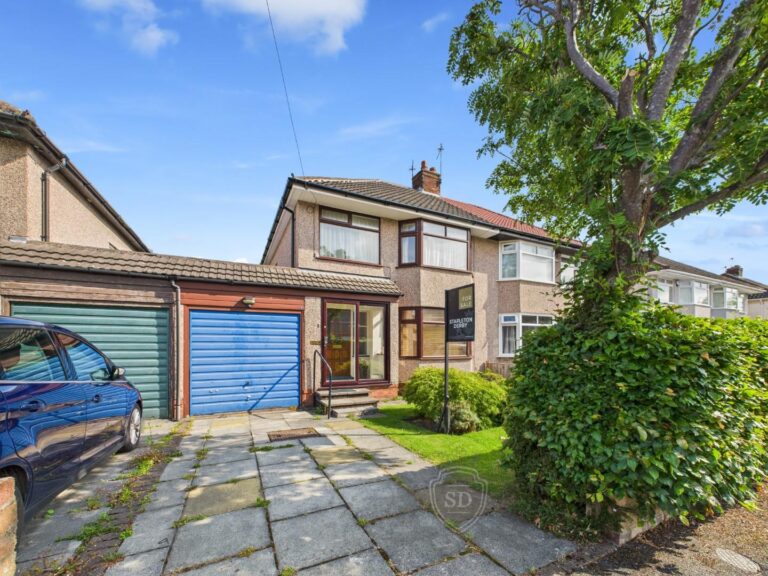 Derwent Close, Rainhill, Prescot