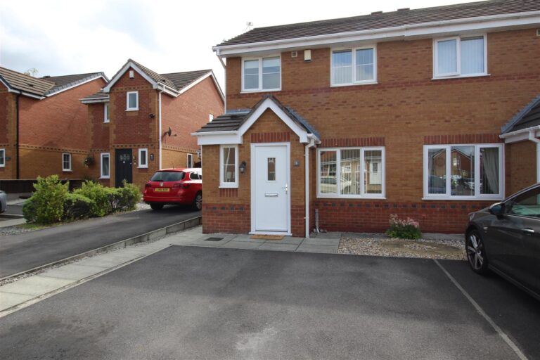 The Hedgerows, Haydock, St. Helens