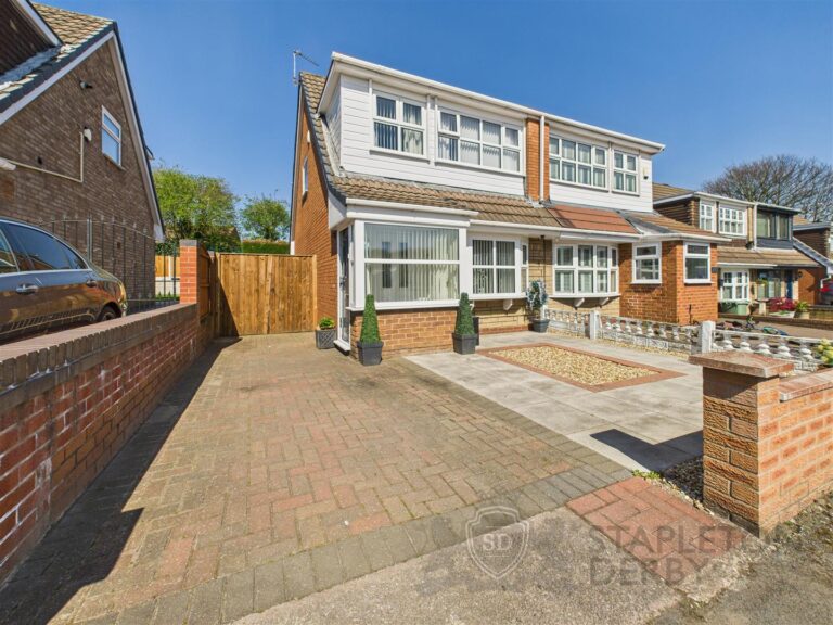 Dale Crescent, St. Helens