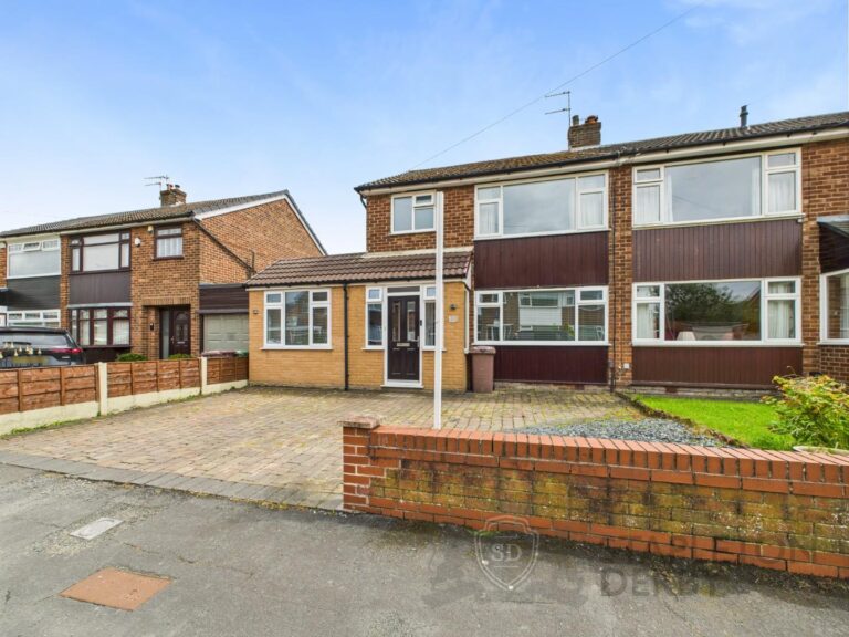 Nidderdale Avenue, Rainhill, Prescot