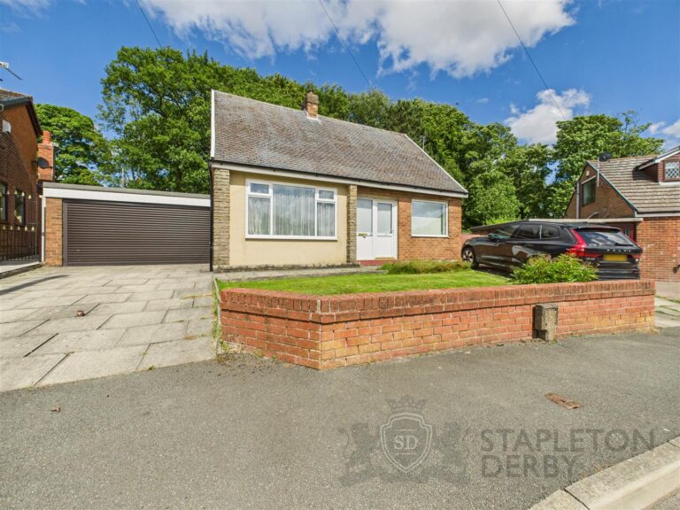 Heyes Avenue, Rainford, St. Helens