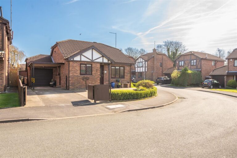 Lakeside Gardens, Rainford, St. Helens
