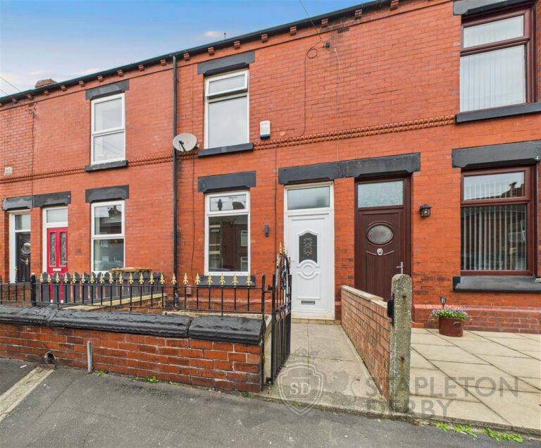 Gertrude Street, St. Helens