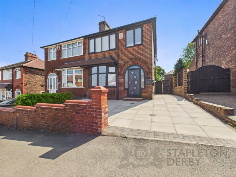Mitchell Road, St. Helens
