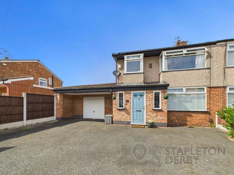 Coylton Avenue, Rainhill, Prescot