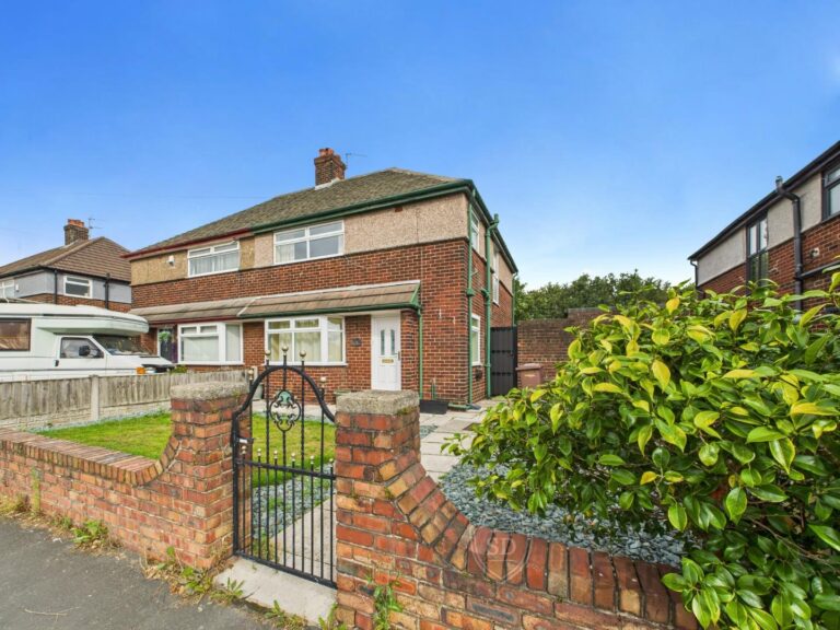 Dee Road, Rainhill, Prescot