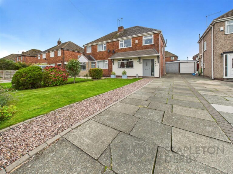 Greenhill Crescent, Billinge, Wigan