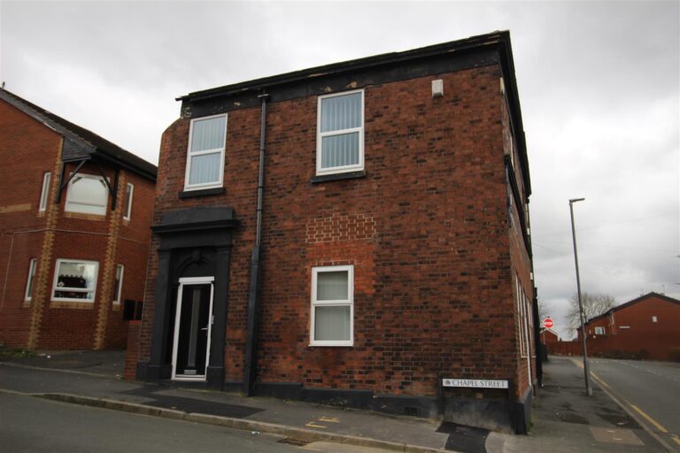 Chapel Street, St. Helens