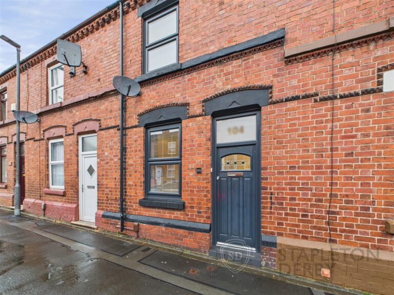 Kitchener Street, St. Helens