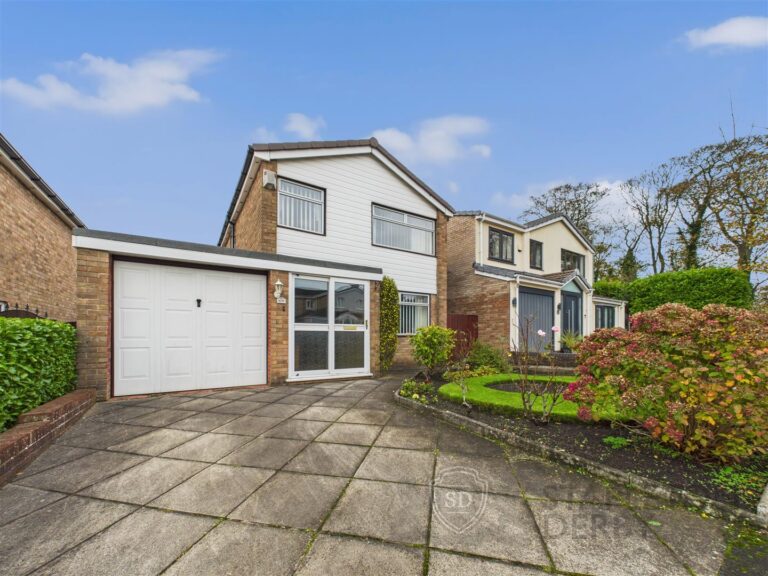 Scarisbrick Road, Rainford, St. Helens