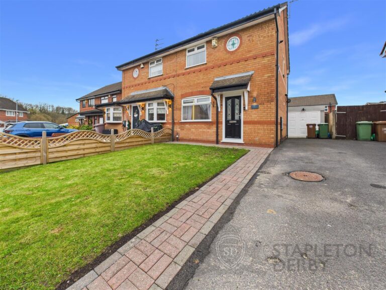 Grantham Crescent, St. Helens