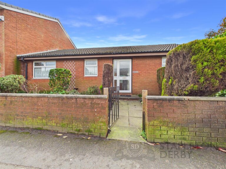 Elephant Lane, Thatto Heath, St. Helens