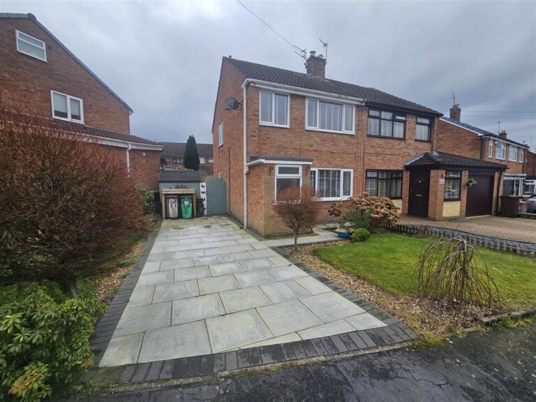 Standish Drive, Rainford,