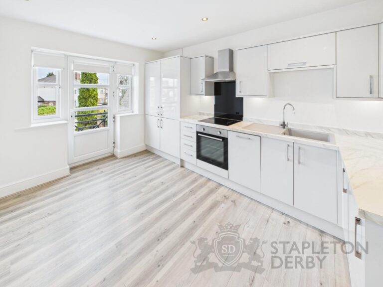 Central Avenue, Eccleston Park, Prescot