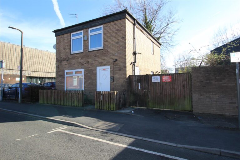 Henry Street, St. Helens