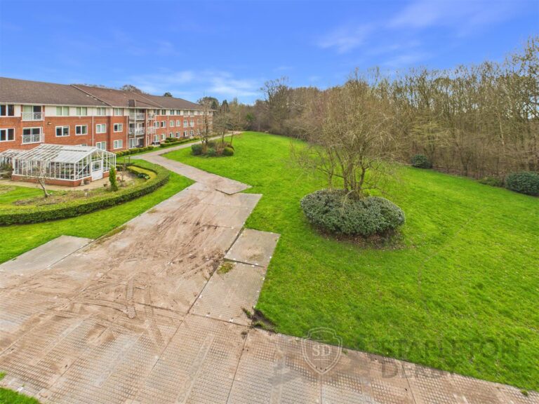 Stratton Drive, St. Helens