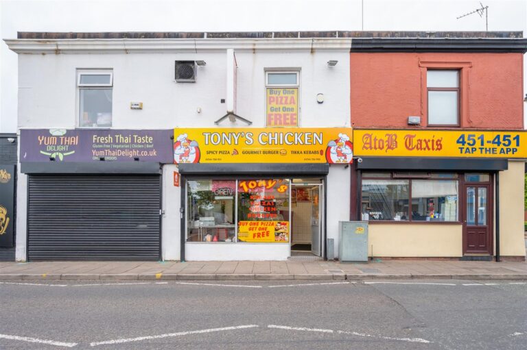 Baldwin Street, St. Helens