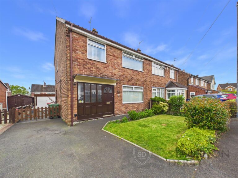 Eagle Crescent, Rainford, St. Helens