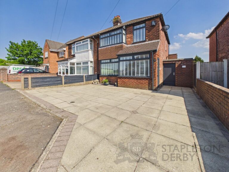 Martin Close, Rainhill, Prescot