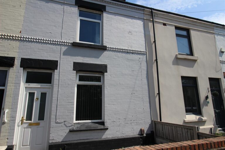 Sutton Road, St. Helens