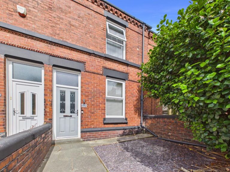 Windleshaw Road, Dentons Green, St. Helens