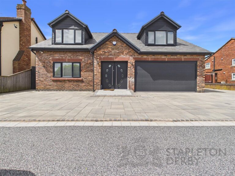 Bushey Lane, Rainford