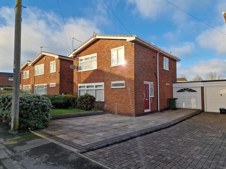 Ashton Avenue, Rainhill, Prescot