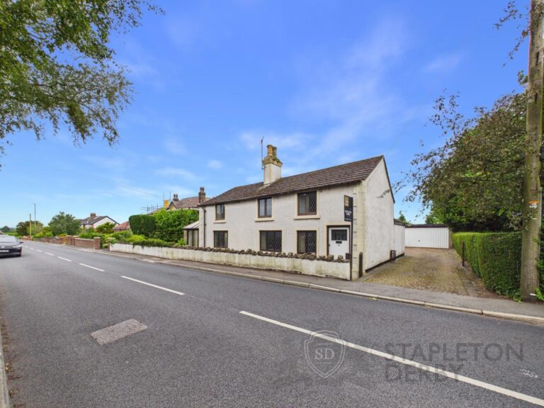Mossborough Road, Rainford, St. Helens