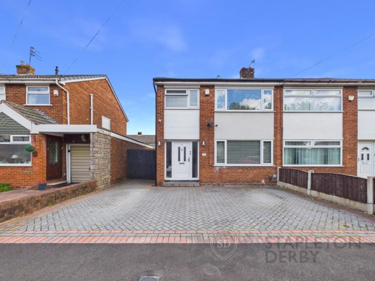 Mossdale Drive, Rainhill, Prescot