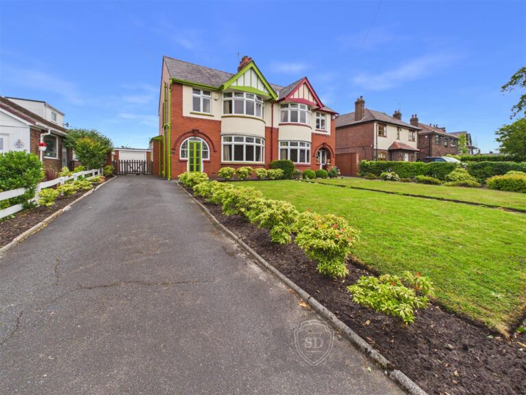 Higher Lane, Rainford, St. Helens