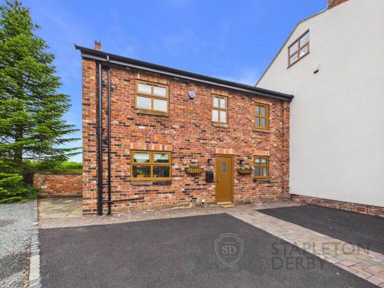 The Lodge, Warrington Road, Rainhill, L35 6PG